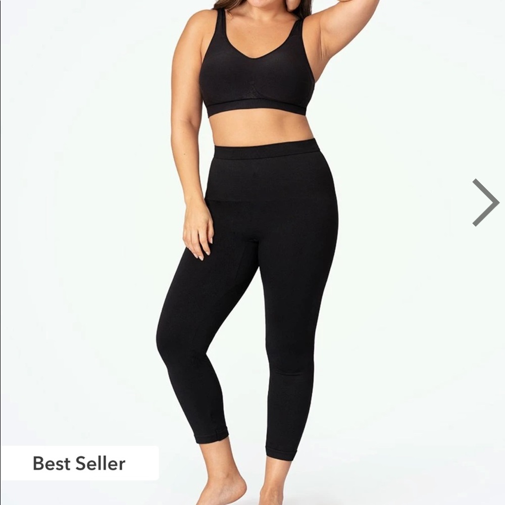 Empetua Mid-Waist Shaping Capri